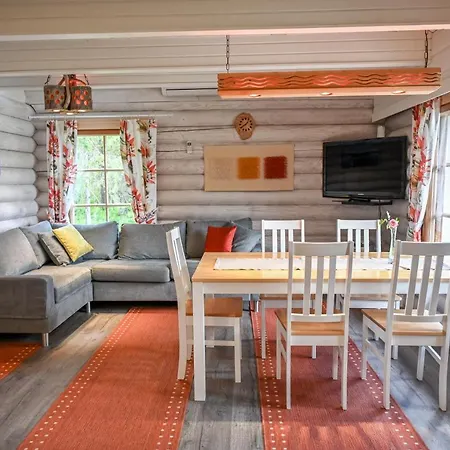 Апартаменты Rukajaerven Lomamajat 4 *